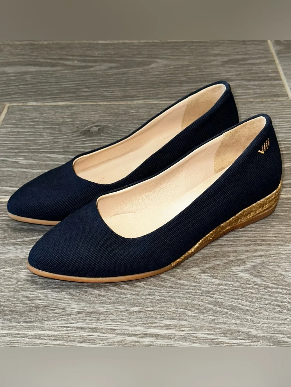 Viscata Rubina Canvas Espadrille Wedge Navy Women’s 35 (US 5) Pointed Toe Flats